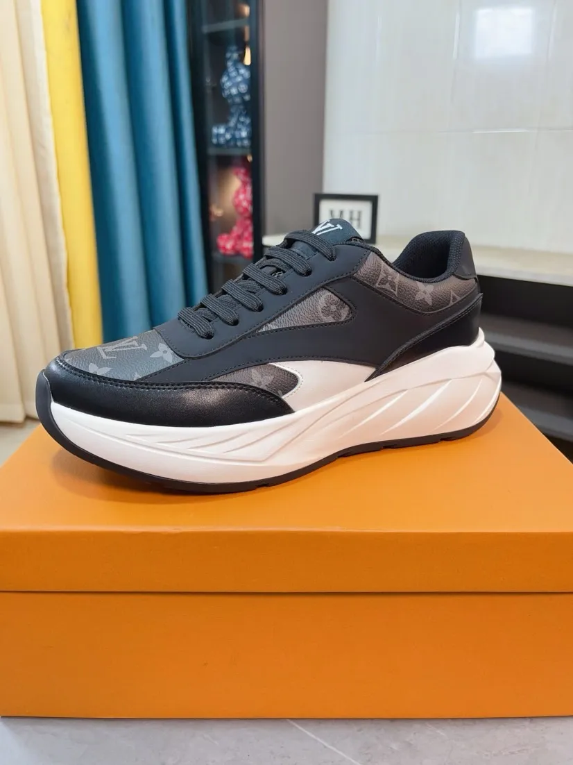 Men's shoes💰438🌹🌹[LV]🌹High-end brand of men's shoes: Official website 1:1 Latest masterpiece: The upper is made of Italian imported first-layer cowhide with special materials➕Full genuine leather lining🔥, making walking more convenient and comfortable! Exclusive new style, stunning work [color]! Create a fashionable personality to set off your uniqueness! A must-have for trendy men! Classic🔥Number: 38-44
